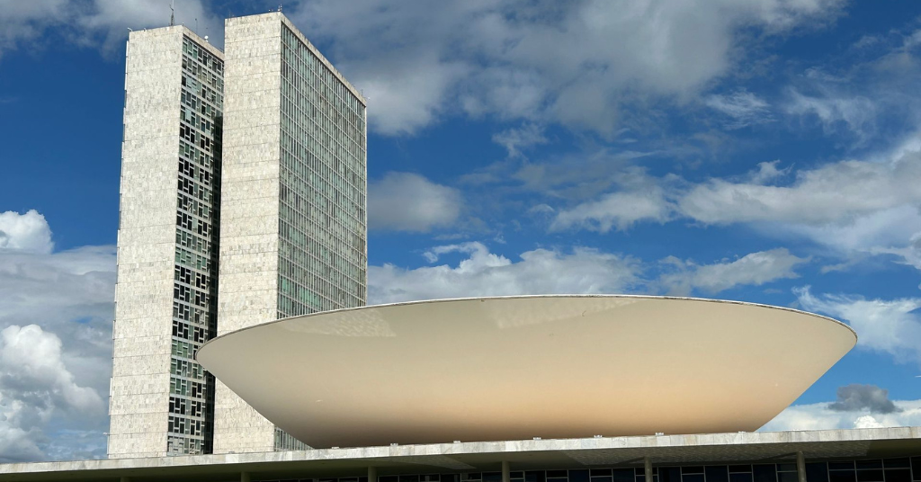 Fim da escala 6×1: ABRAFESC e SINFAC-SP destacam impactos econômicos para as empresas